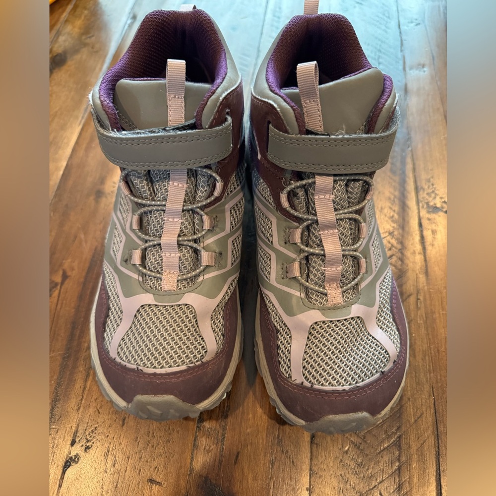 Girls Merrell hiking boots